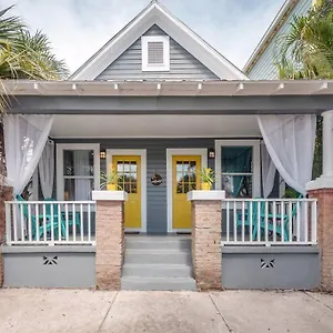 franks-farmhouse-shotgun-style-apt-in-ybor-city.hotelstampa.org/